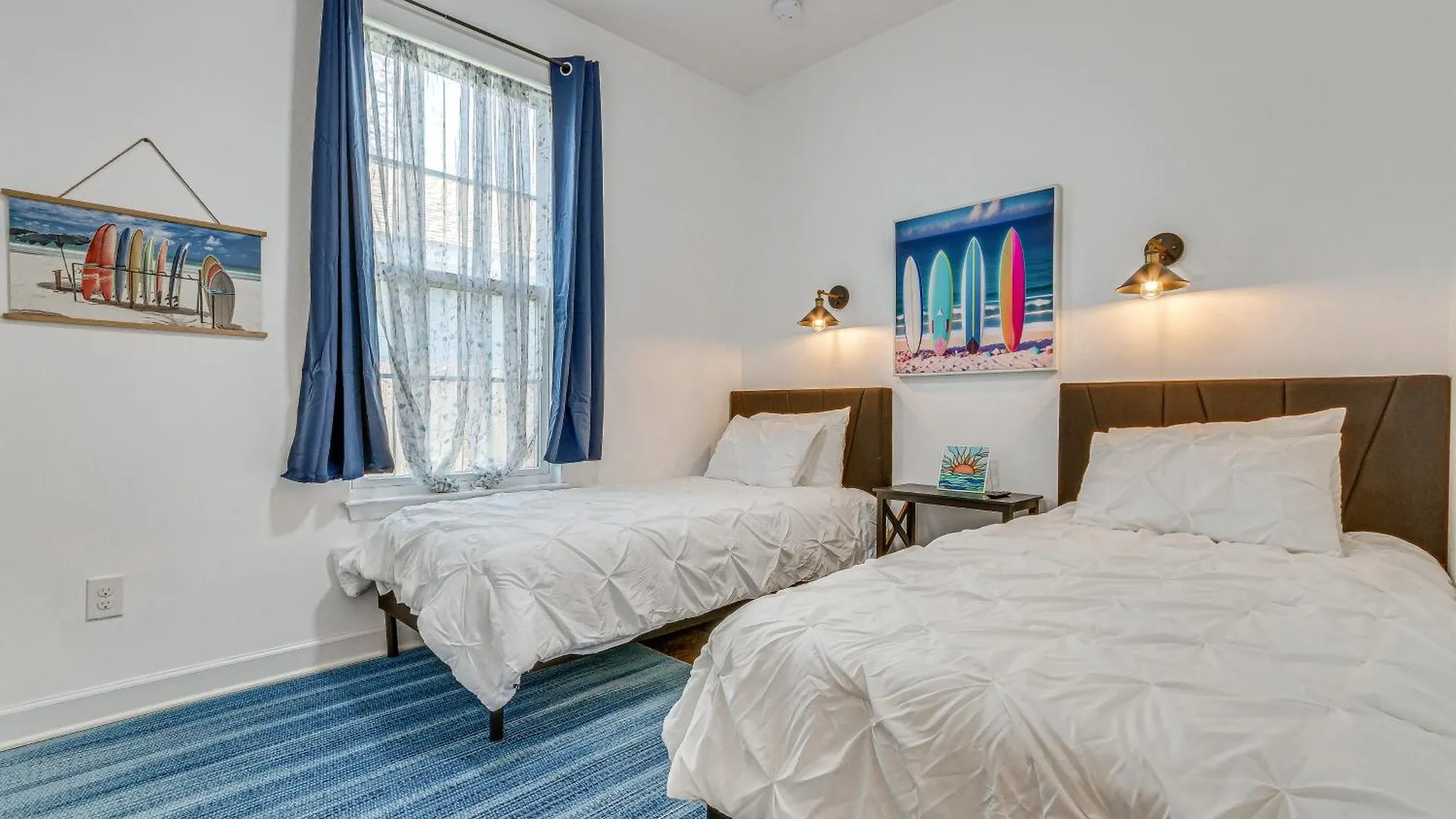 Modern Pensacola Vacation Home With Private Pool! Holiday home